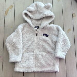 Patagonia: Baby White Fleece Kids Hoodie (6-12 months)